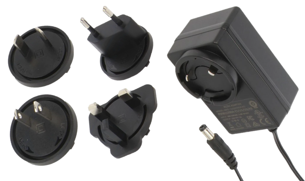 POSB12200A-E1/U1/U2/A3 AC/DC adaptér do zdi 12V/2A/24W DC zástrčka - 5,5x2,1mm
