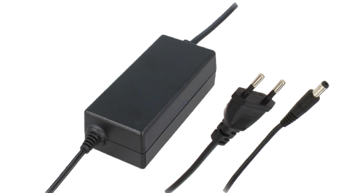 POSB12300D-2555 Stolní typ AC/DC adaptér 12V/3A/36W DC zástrčka - 5,5x2,5mm