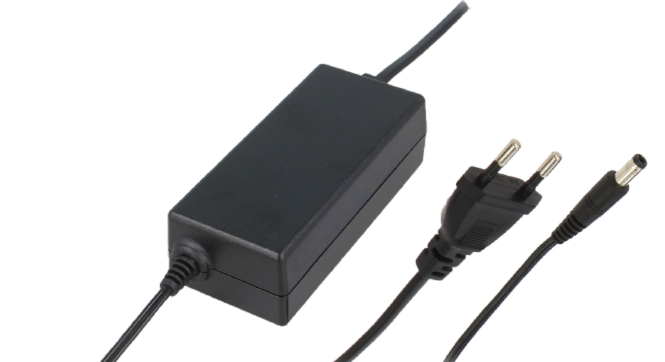 POSB12500D-2555 Stolní typ AC/DC adaptér 12V/5A/60W DC zástrčka - 5,5x2,5mm